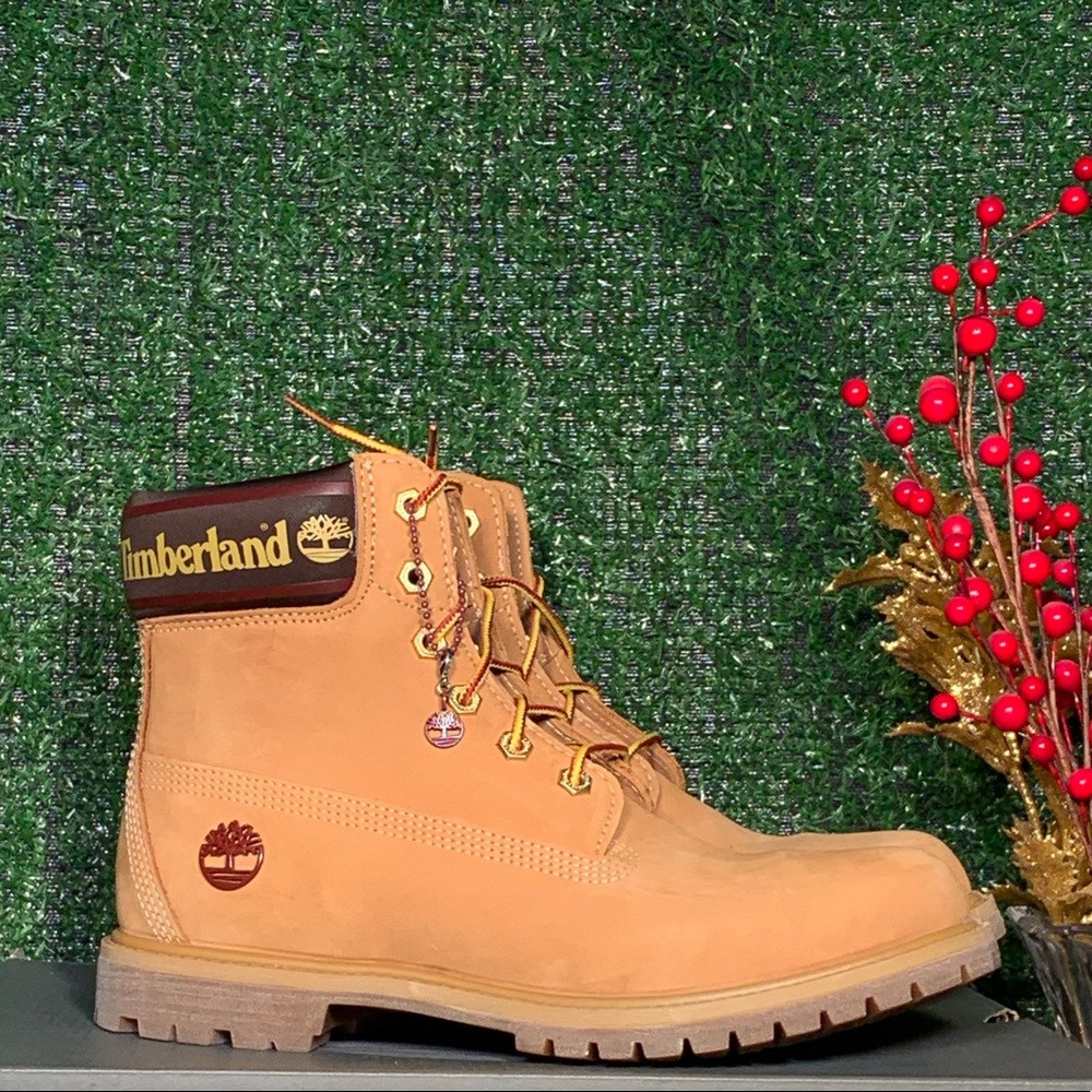Timberland Women's Premium 6-Inch Logo Collar Boot - Picture 7 of 14